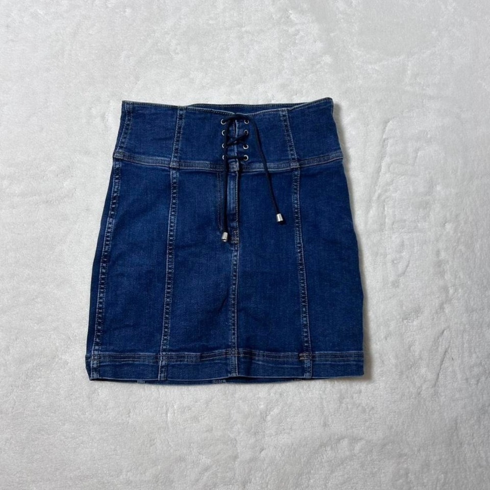 Free People blue denim skirt with lace-up detail Size 4 #denim‎